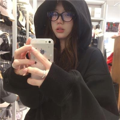 珠光宝气的拉各斯人